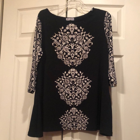 JM Collection Tops - JM Collection Petite XLP Black with White Print -Sequins on Front Top Medallion